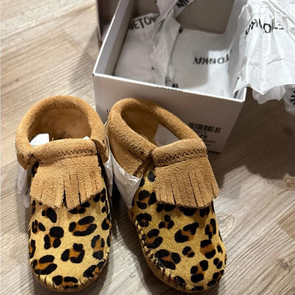 Minnetonka Tan Baby Moccasins